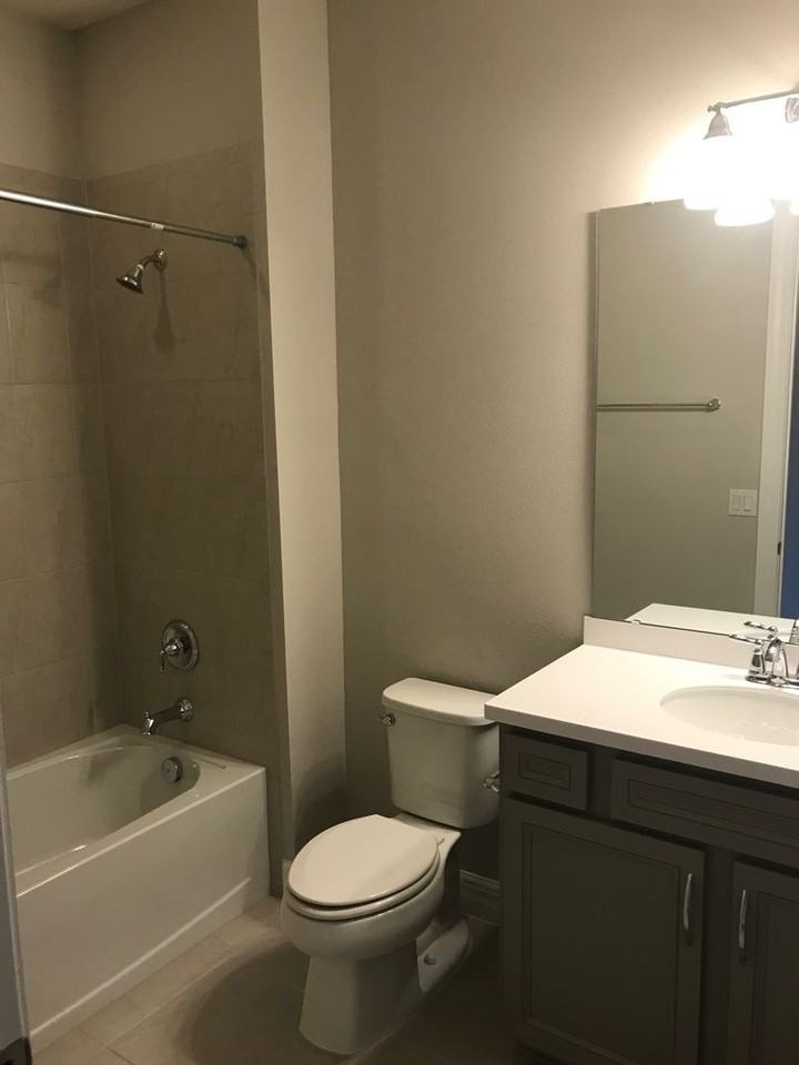 10804 Savona Way - Photo 5 of 40