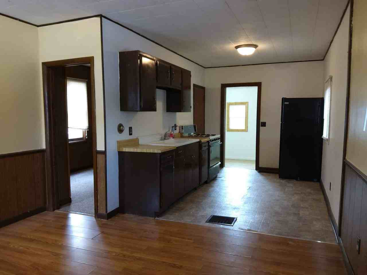 214 W Oakridge Ave - Photo 3 of 9