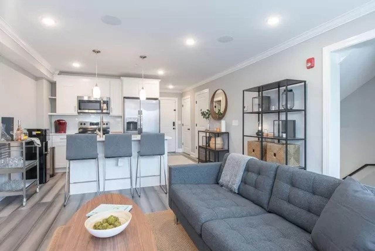 3404 W Commissioner - Photo 4 of 5