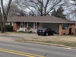 featured image of 603 E Gum St