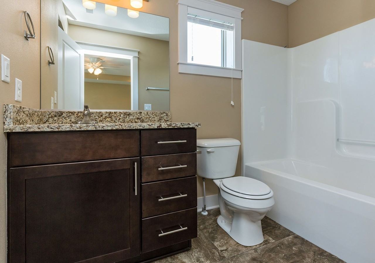 805 Se 15th St - Photo 2 of 29