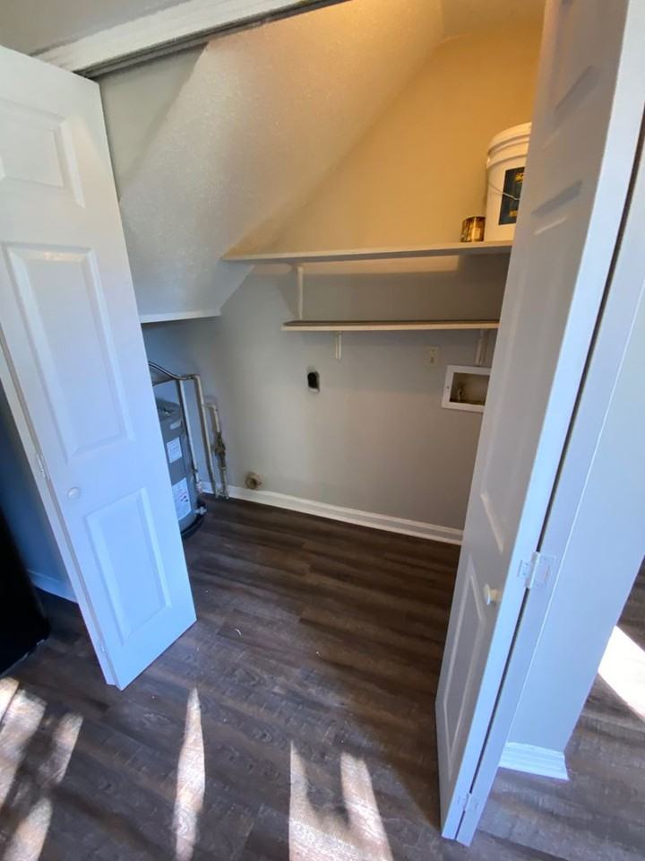 102 Kingsbury Ct Apt A - Photo 6 of 11