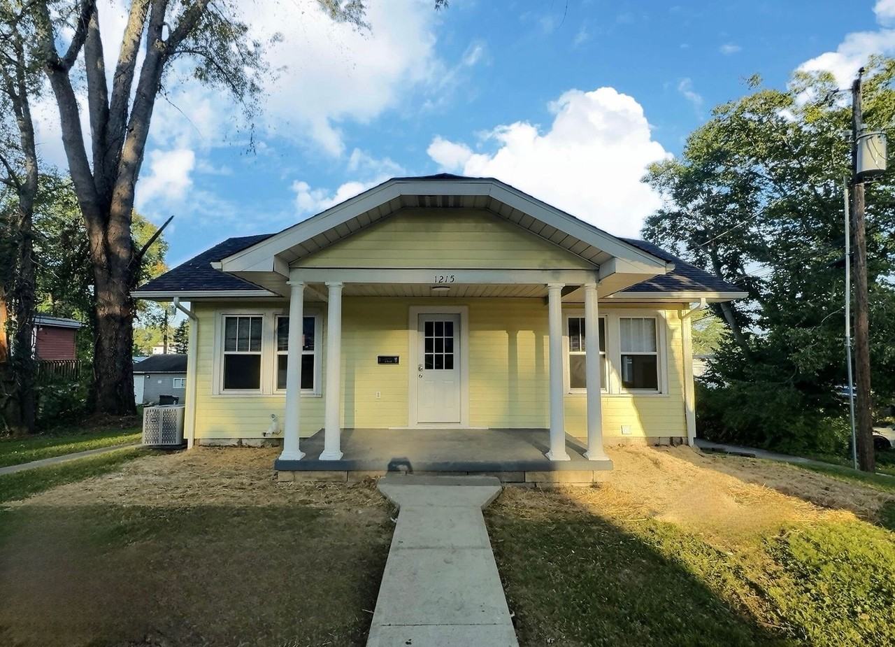 1215 N Washington St - Photo 2 of 32