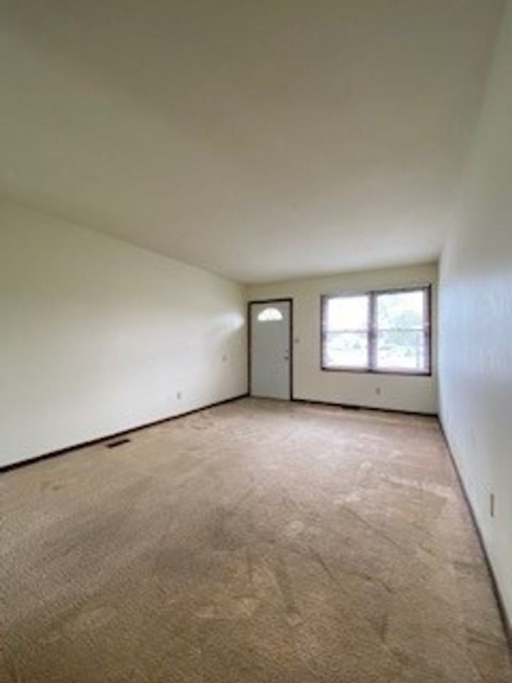 1308 County Road 6 E - Photo 3 of 25