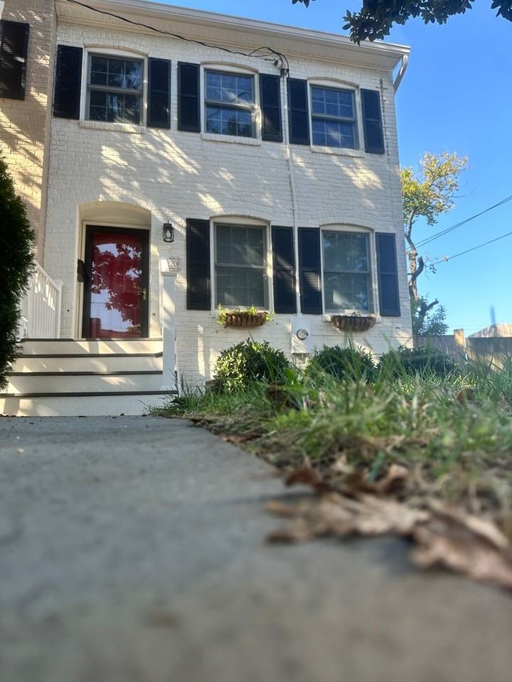 1220 Portner Rd - Photo 3 of 29