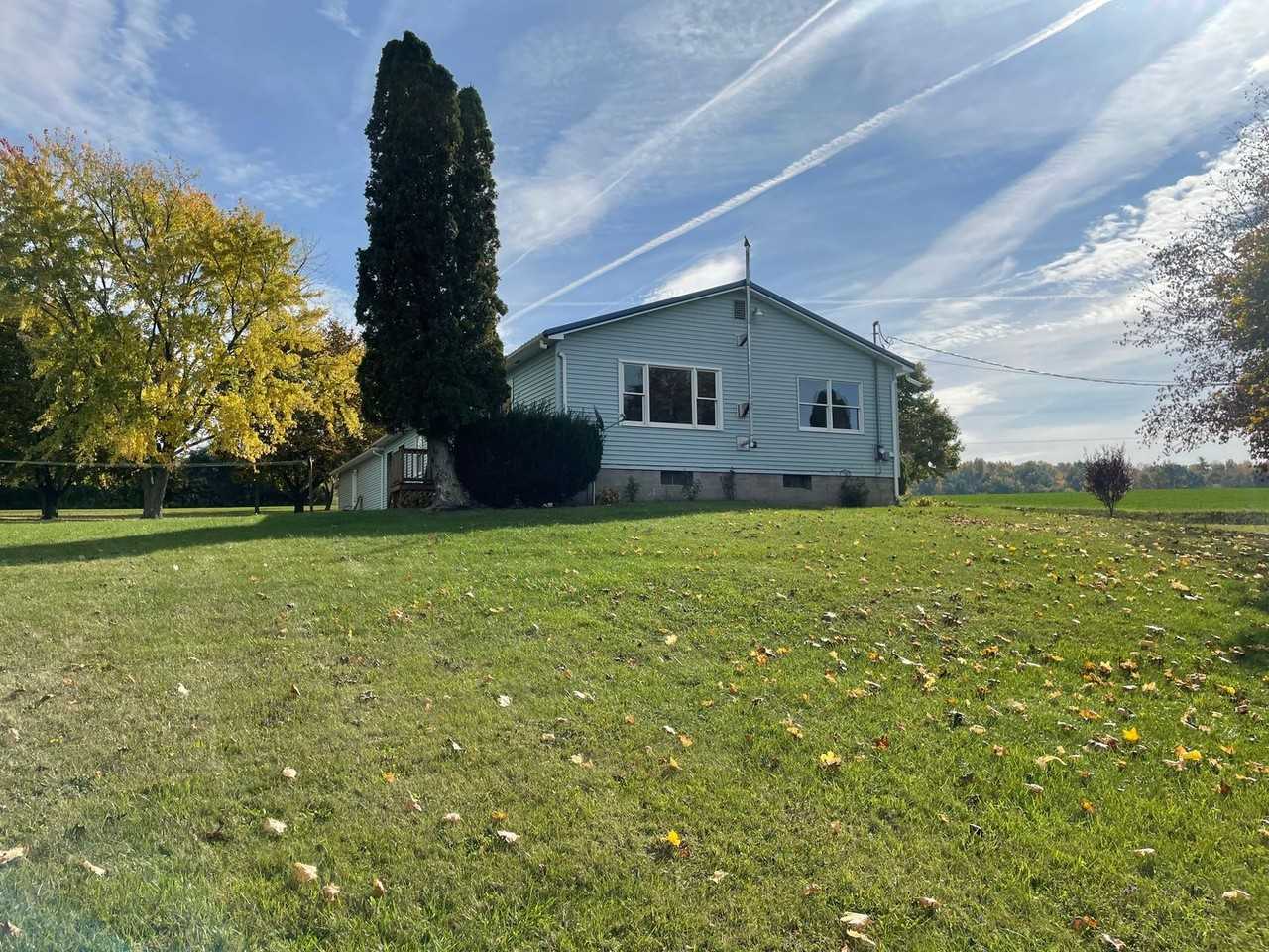 3660 Willet Rd - Photo 2 of 36