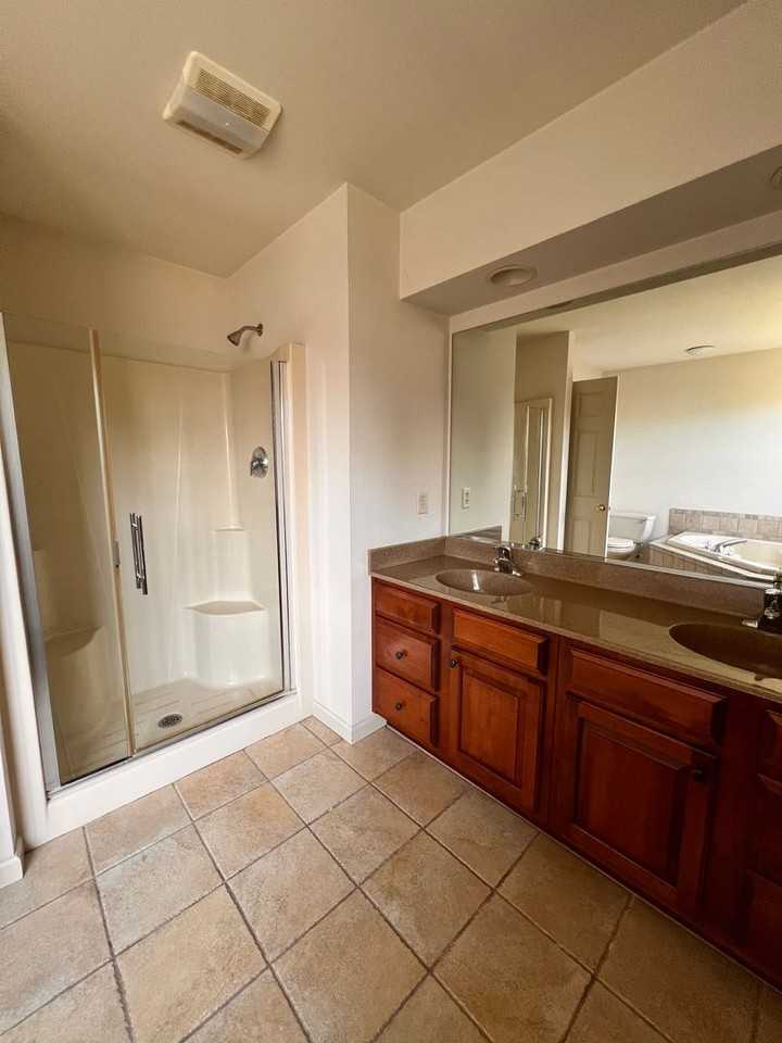 3 Carriage Dr - Photo 3 of 14