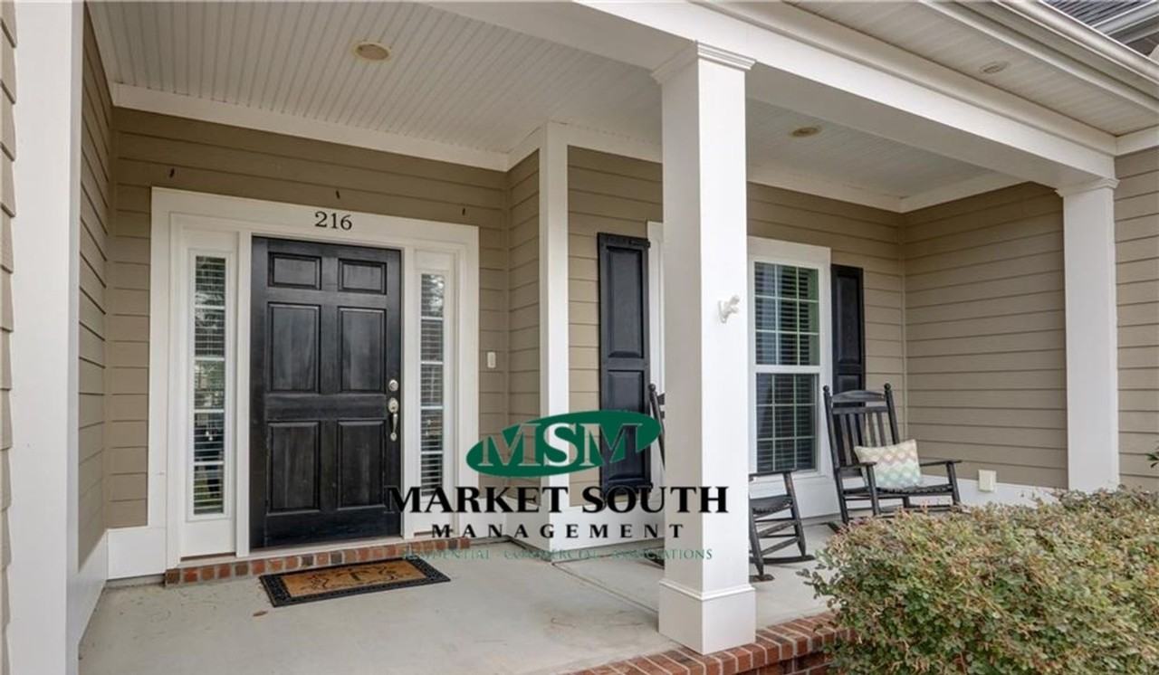 216 Claremont Way - Photo 2 of 34