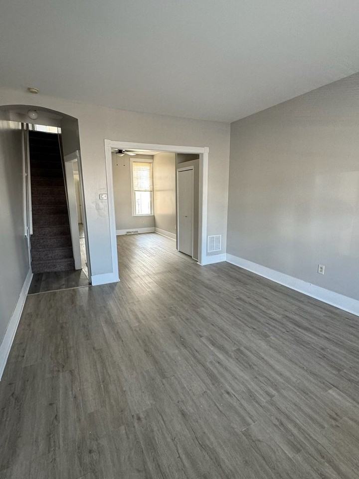 18 N 21st St - Photo 2 of 18