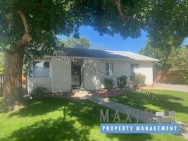 featured image of 323 North Mulberry Street