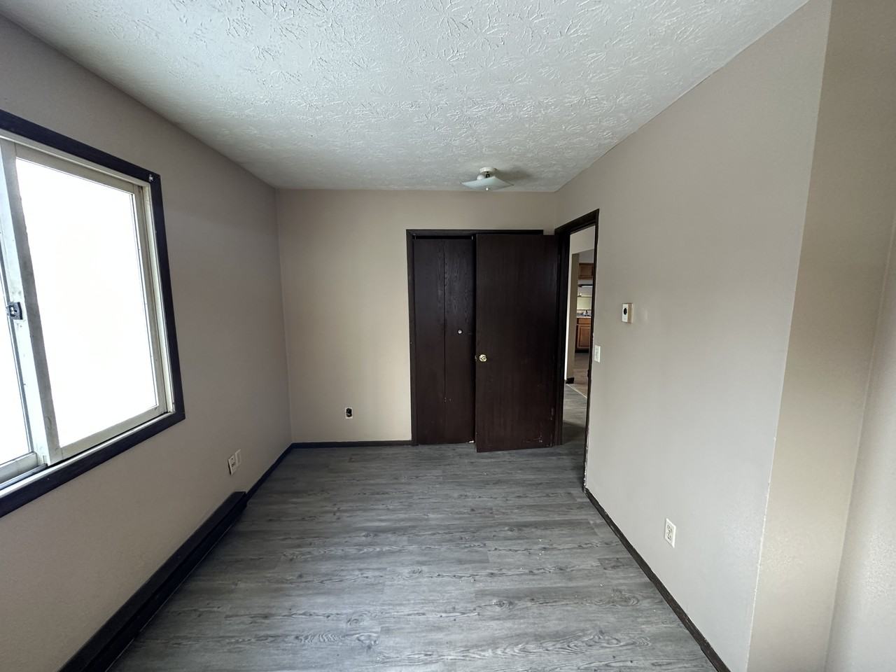 1407 Spring Ave Ne #B - Photo 4 of 10