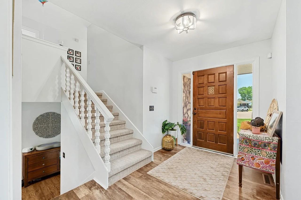 114 Pineview Dr #NA - Photo 2 of 24