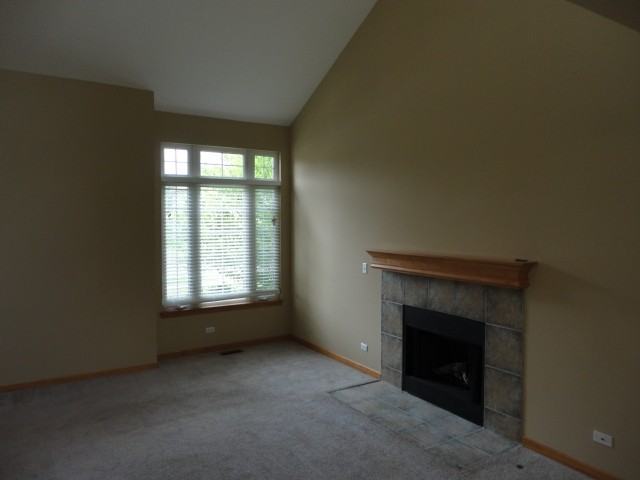 981 N Ohio St - Photo 2 of 13