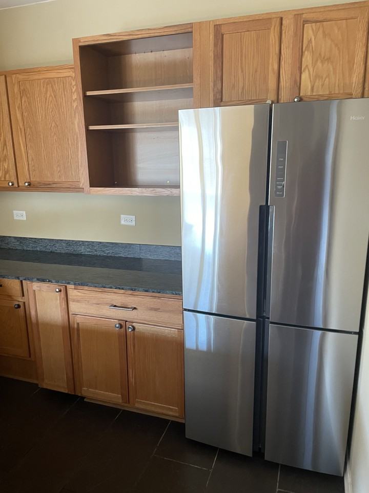 2726 West Lunt Avenue #3E - Photo 5 of 17