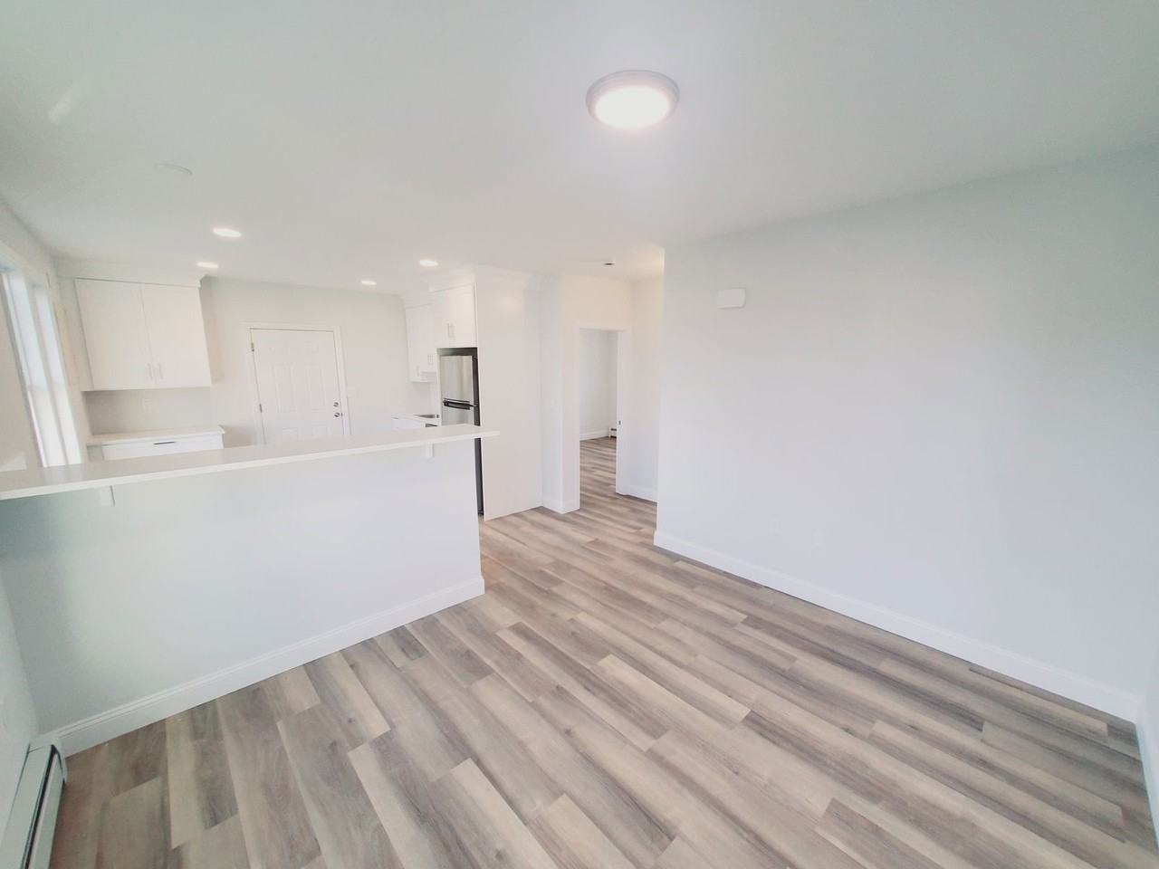 9 Wardwell St #2 - Photo 3 of 8