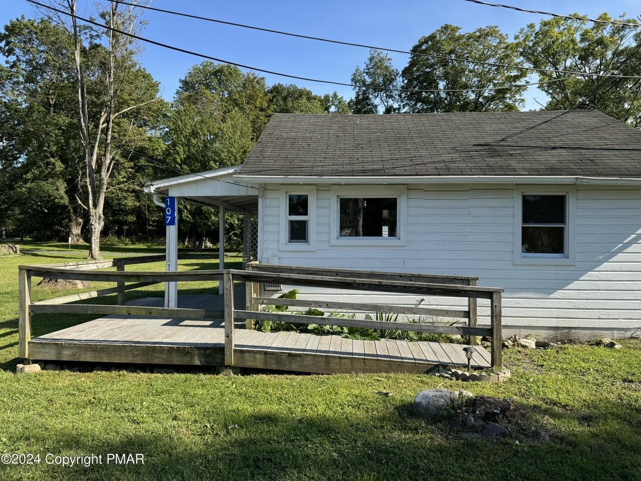 107 Mak Ln - Photo 2 of 9