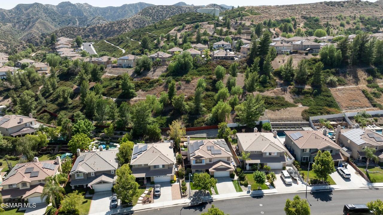 32645 The Old Rd - Photo 3 of 31