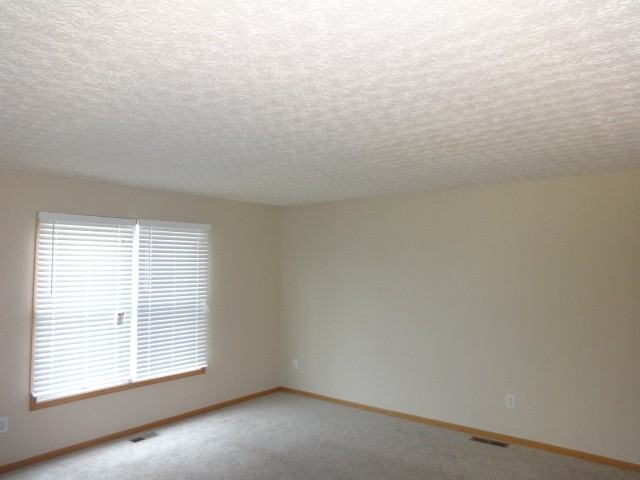 256 Westedge Ct - Photo 3 of 16