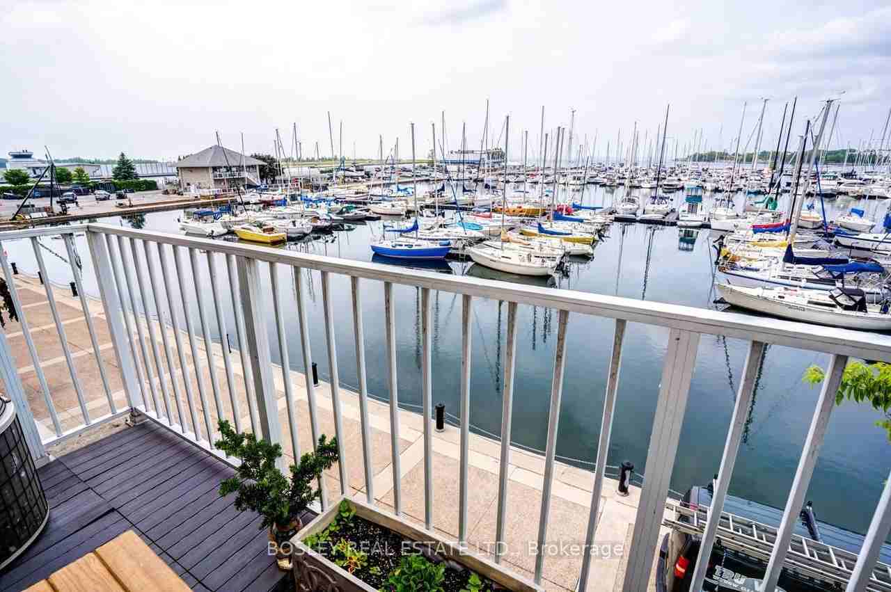 38 Stadium Road #689