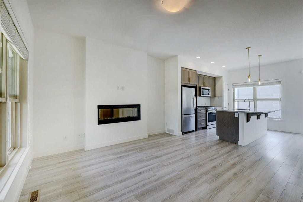 1904 32 Horseshoe Crescent #1904 - Photo 2 of 26