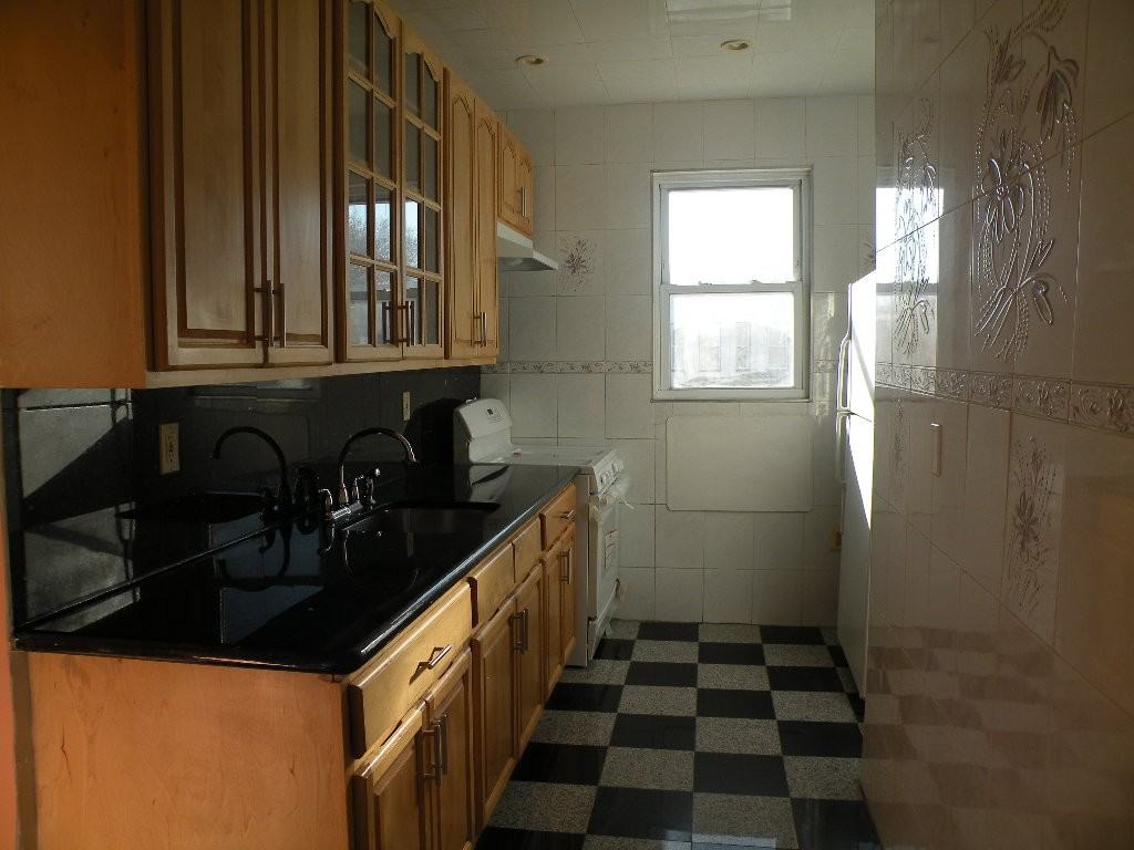 91-53 111th Street #2 Duplex - Photo 3 of 10