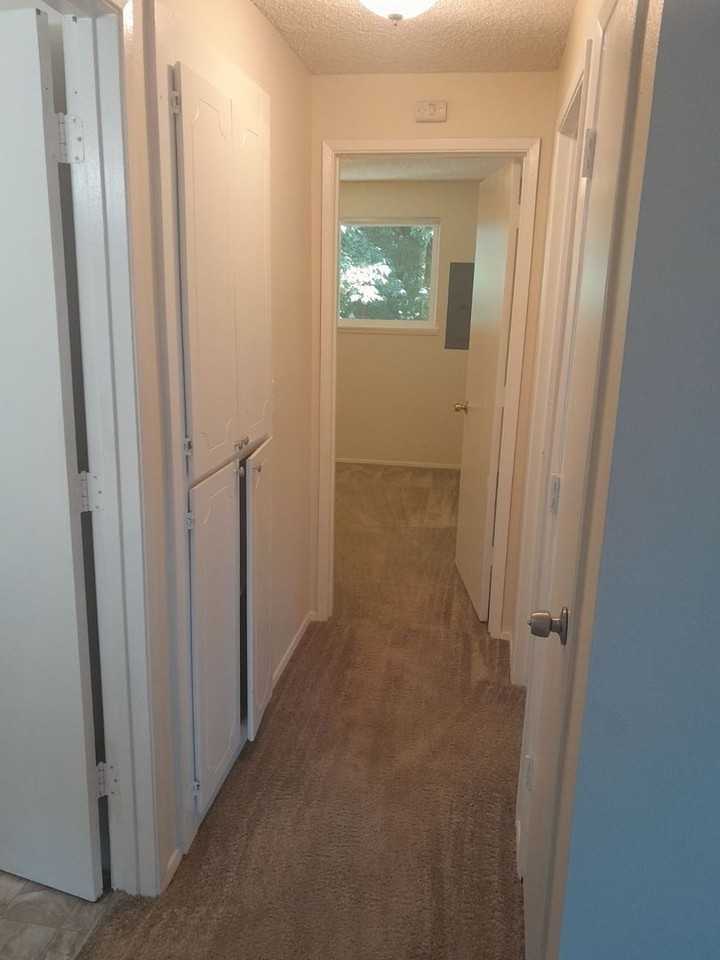 Large two bedroom apartment homes!! - Photo 7 of 21