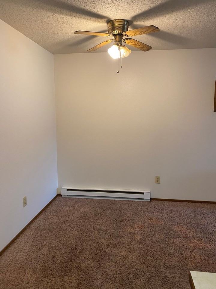 Southridge Apartments - Photo 7 of 29