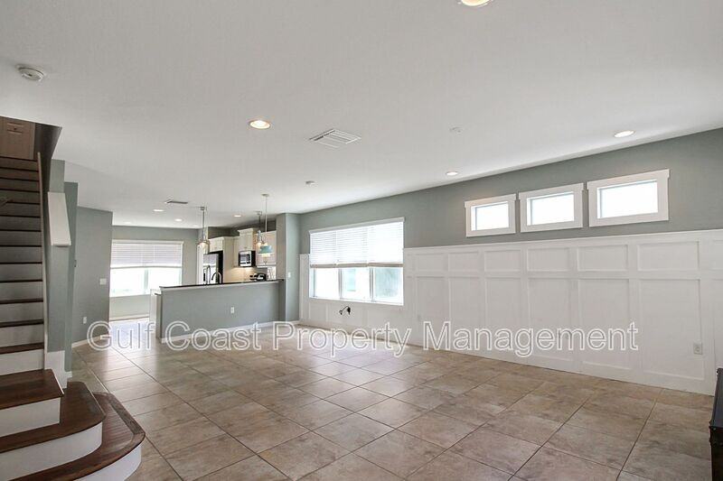 6417 Autumn Woods Way - Photo 4 of 31