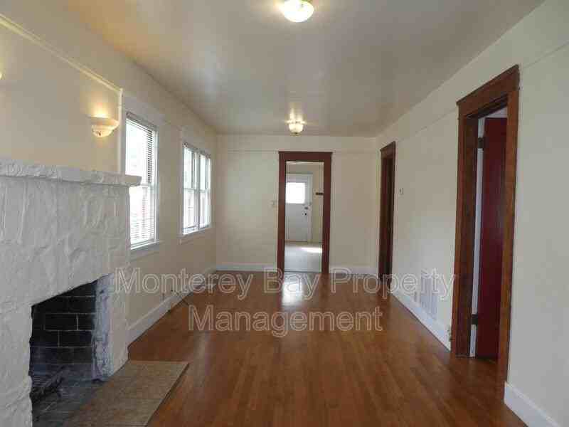 668 Van Buren St - Photo 3 of 15