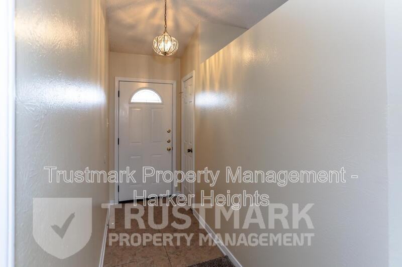2503 Limestone Trl - Photo 2 of 24
