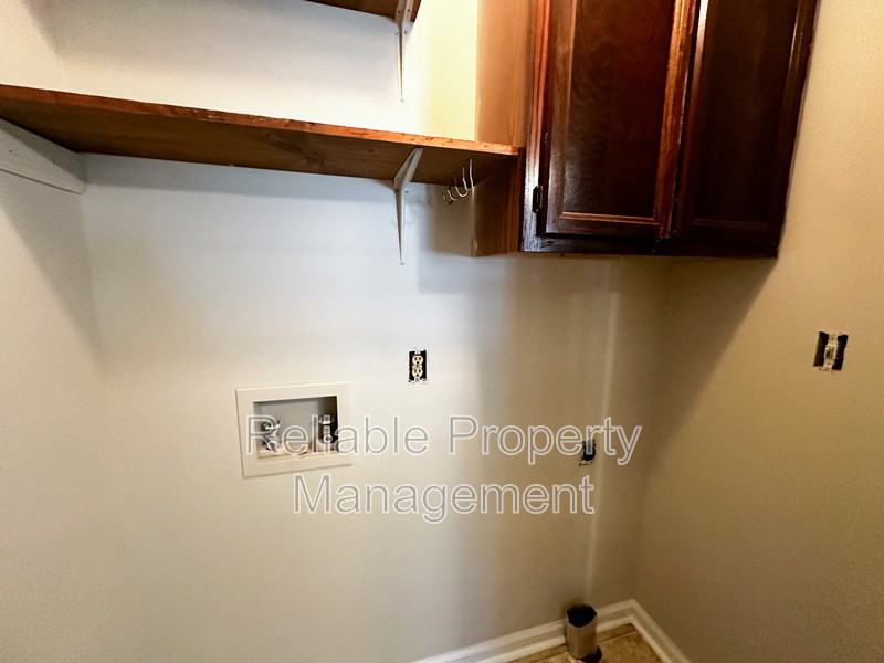 61 S Sussex Dr - Photo 5 of 14