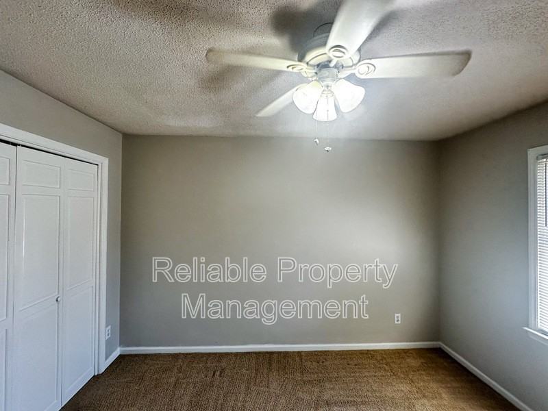 61 S Sussex Dr - Photo 6 of 14
