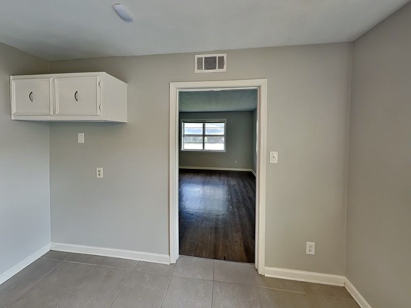 668 Brakebill Ave - Photo 7 of 21
