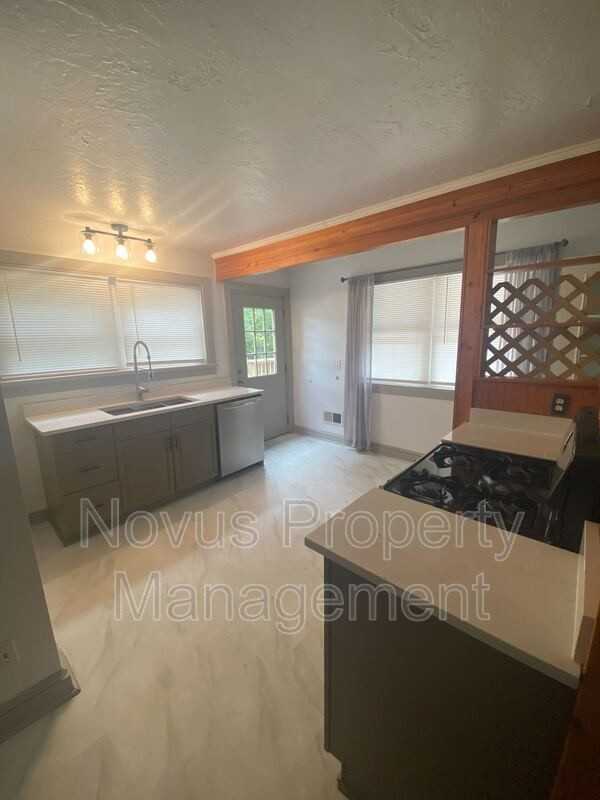 1408 Stripling Chapel Rd - Photo 4 of 11