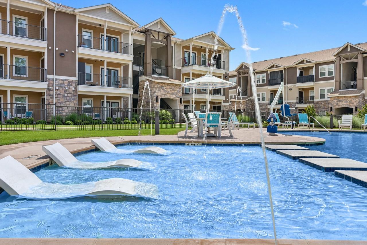 Dream Germantown - Photo 2 of 50