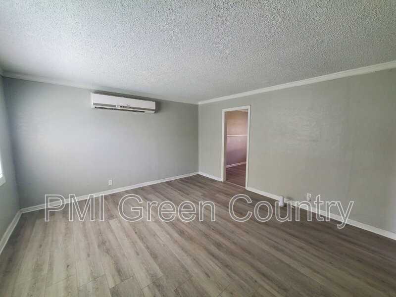 2125 E Seminole St - Photo 3 of 17