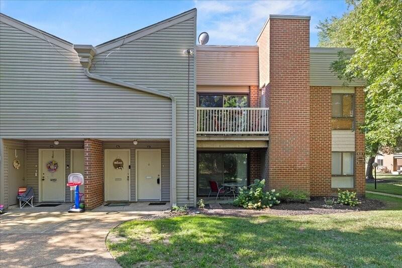 805 Sugar Bush Ct - Photo 2 of 22