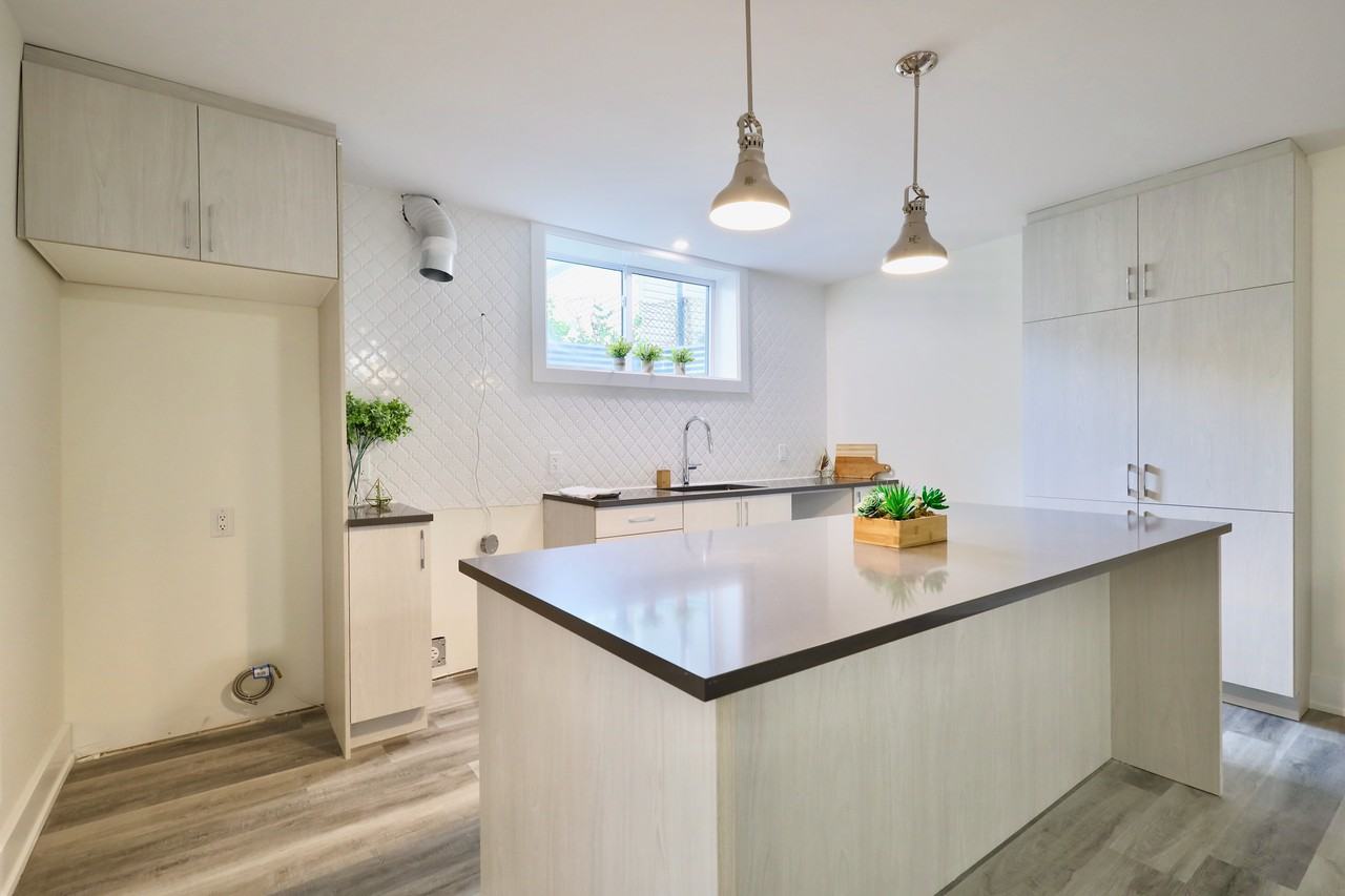 12 Sylvester Street #B - Photo 5 of 16