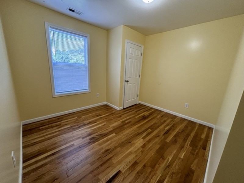 53 Nancy St - Photo 3 of 10