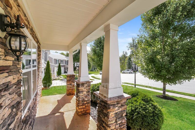 1745 Klompen Rd - Photo 3 of 26