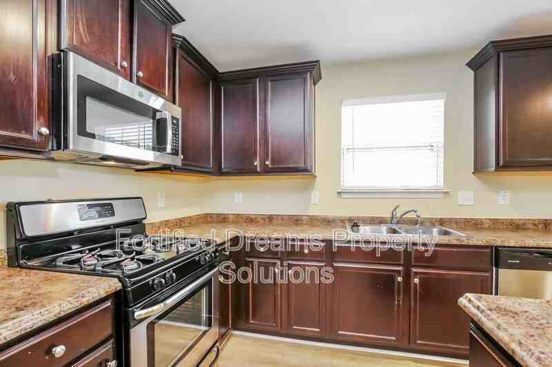 1745 Klompen Rd - Photo 7 of 26