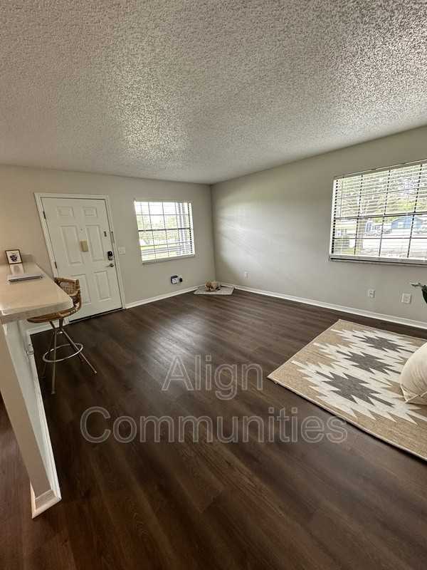 2694 Curry Ford Rd #4 - Photo 3 of 8