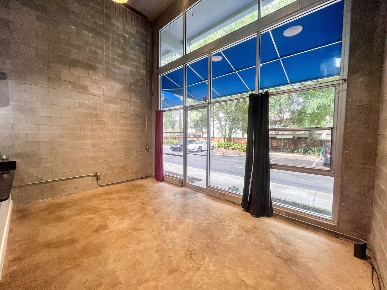 2515 Sw 35th Pl - Photo 6 of 30