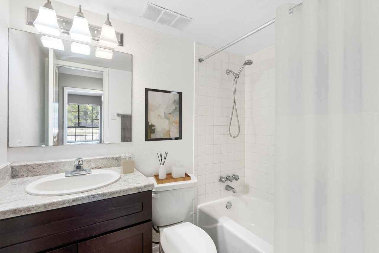 Bellemont Victoria I - Photo 3 of 50