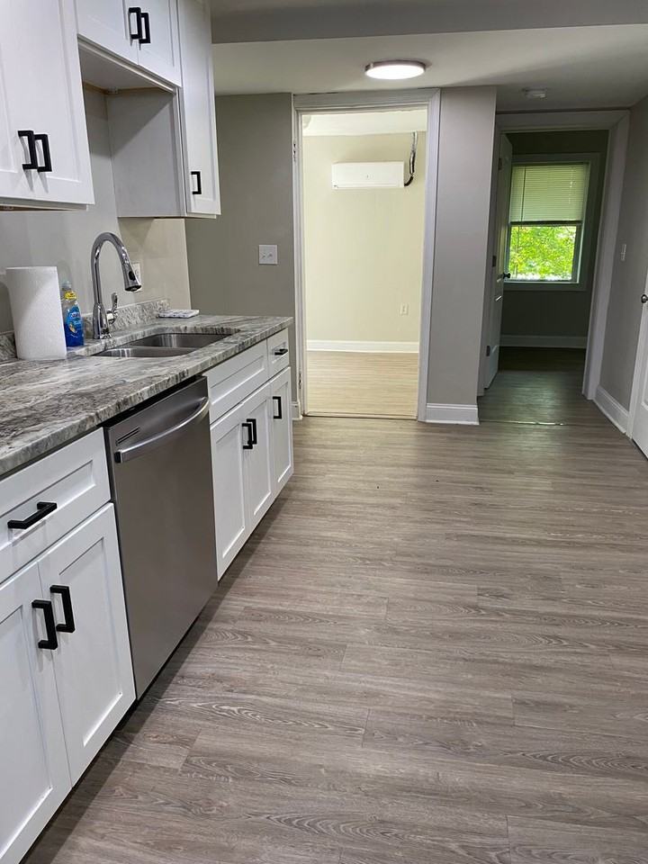 2209 Rivermont Avenue - Photo 2 of 43