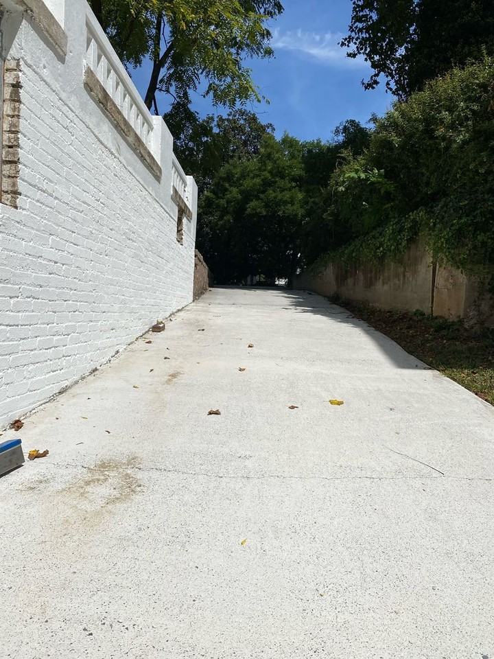 2209 Rivermont Avenue - Photo 5 of 43