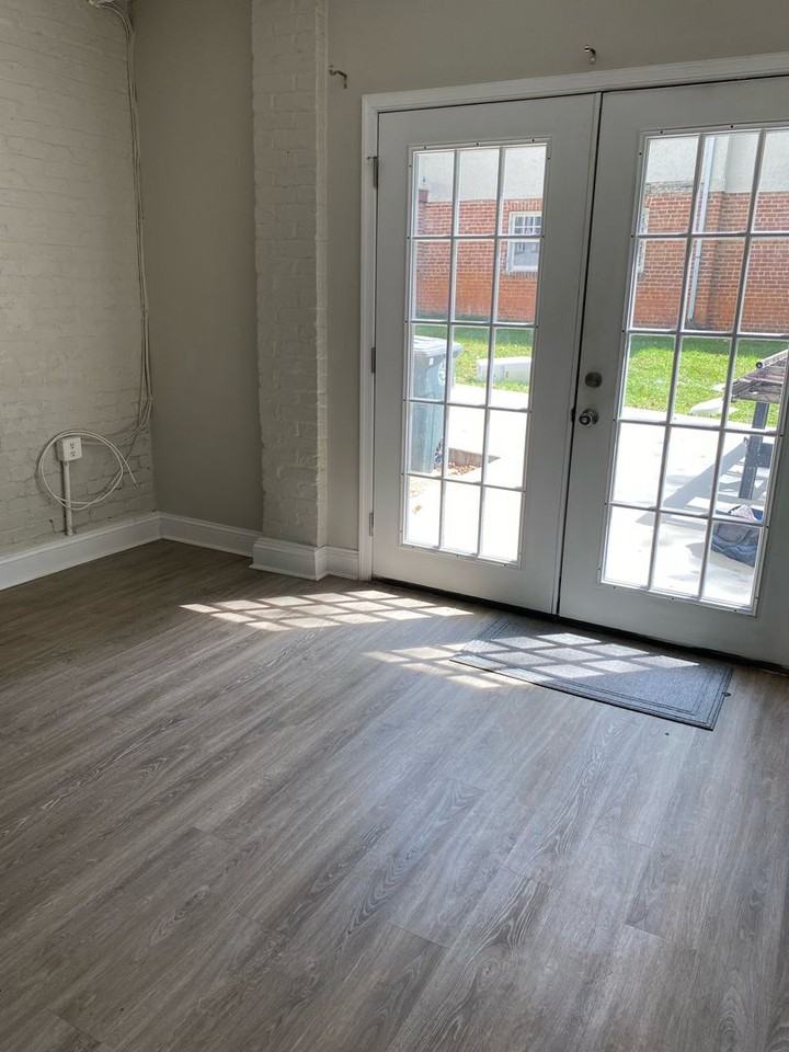 2209 Rivermont Avenue - Photo 7 of 43