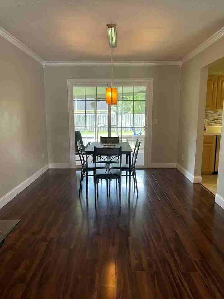 85 Thornbriar Dr - Photo 2 of 21