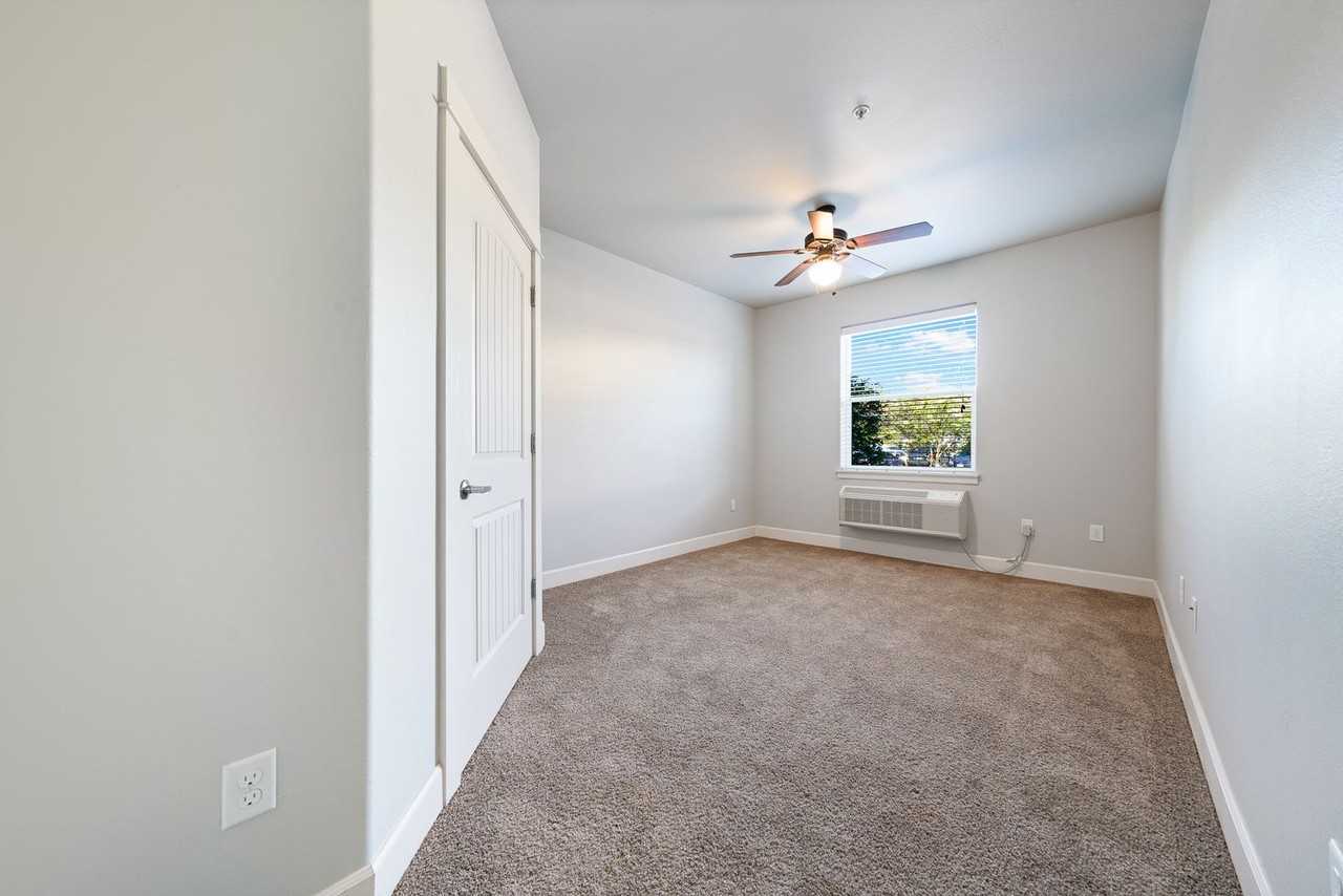 Webster Ridge Apartments - Photo 5 of 29