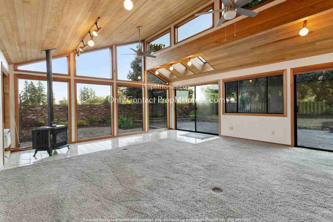 7030 Sw Molalla Bend Rd